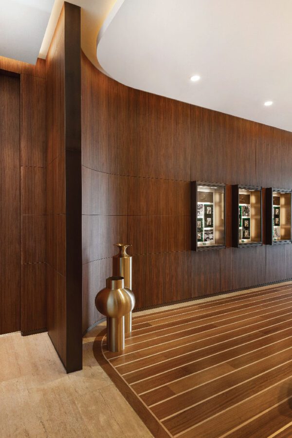 Diseno-de-interiores-Boutique-Rolex-Puerto-Banus-Diseno-de-interiores-de-lujo13