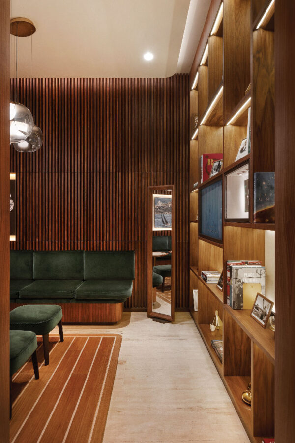 Diseno-de-interiores-Boutique-Rolex-Puerto-Banus-Diseno-de-interiores-de-lujo9