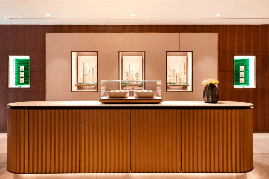 Rolex-Red-House-Gilbraltar-Proyecto-diseno-de-interiores-Retail-Ujo-and-Partners-14