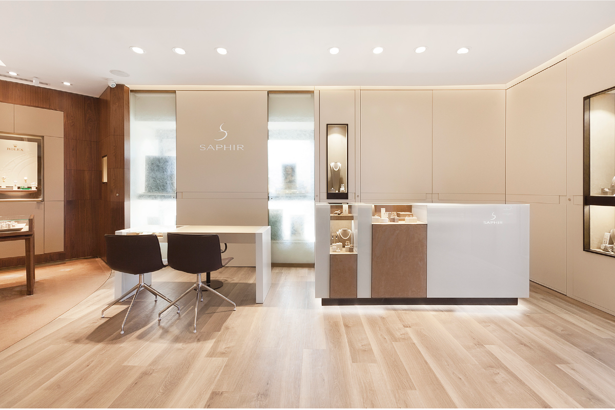 Saphir Las Palmas Gran Canaria Proyecto-diseño-de-interiores-Retail-Ujo-and-Partners-Portada-08