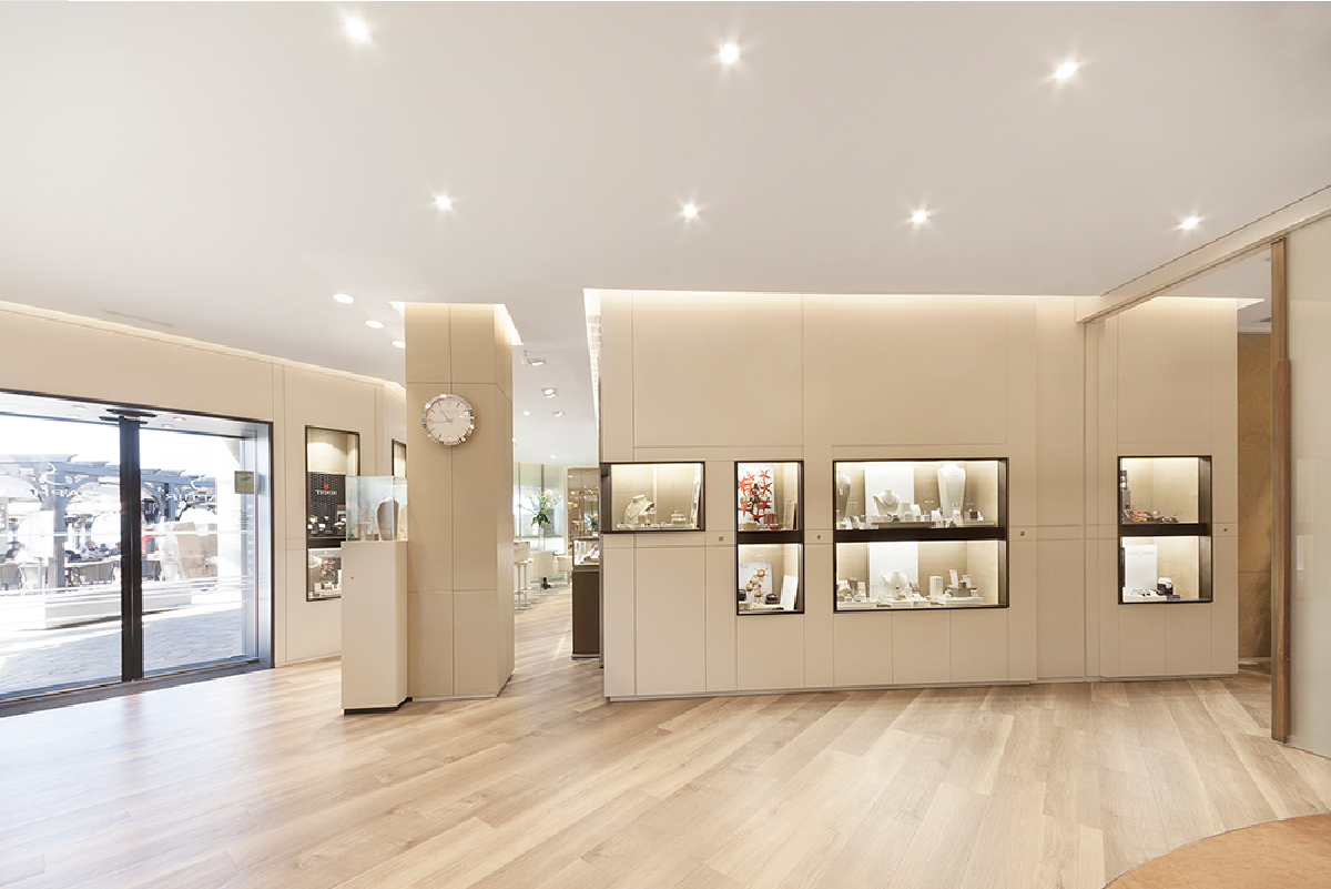 Saphir Las Palmas Gran Canaria Proyecto-diseño-de-interiores-Retail-Ujo-and-Partners-Portada-09